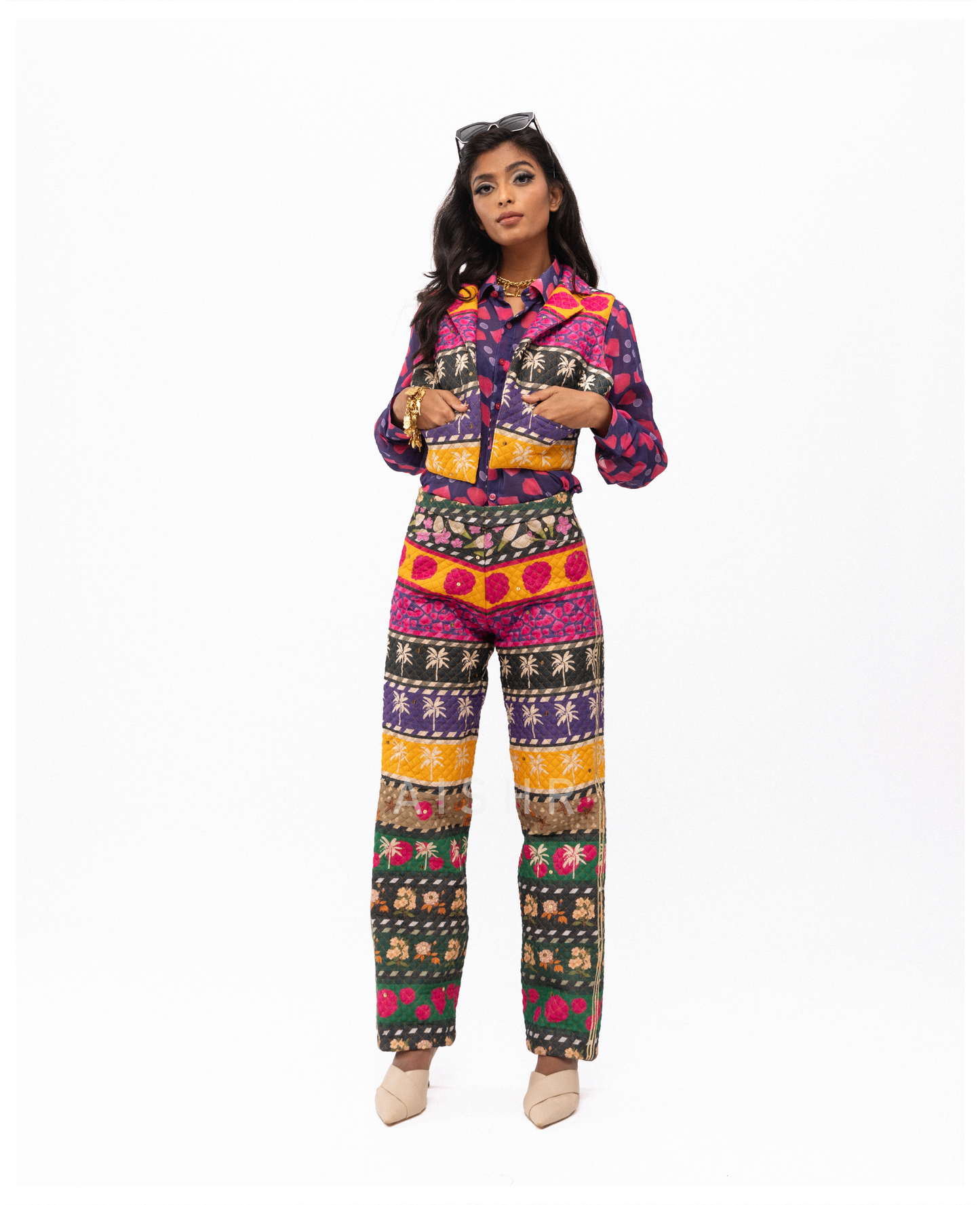 Ooty Roja Shirt with Power Quilted Pants and Power Quilted Vest Set