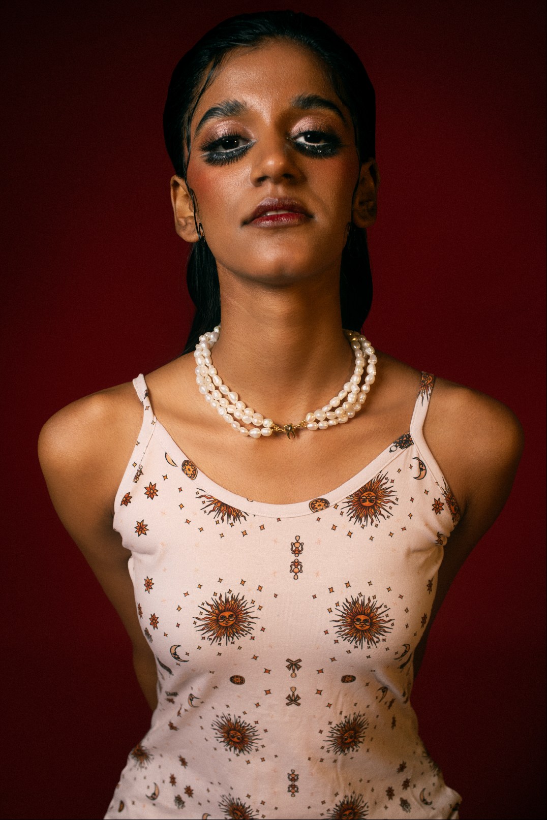 Pearly white Teeth neckpiece