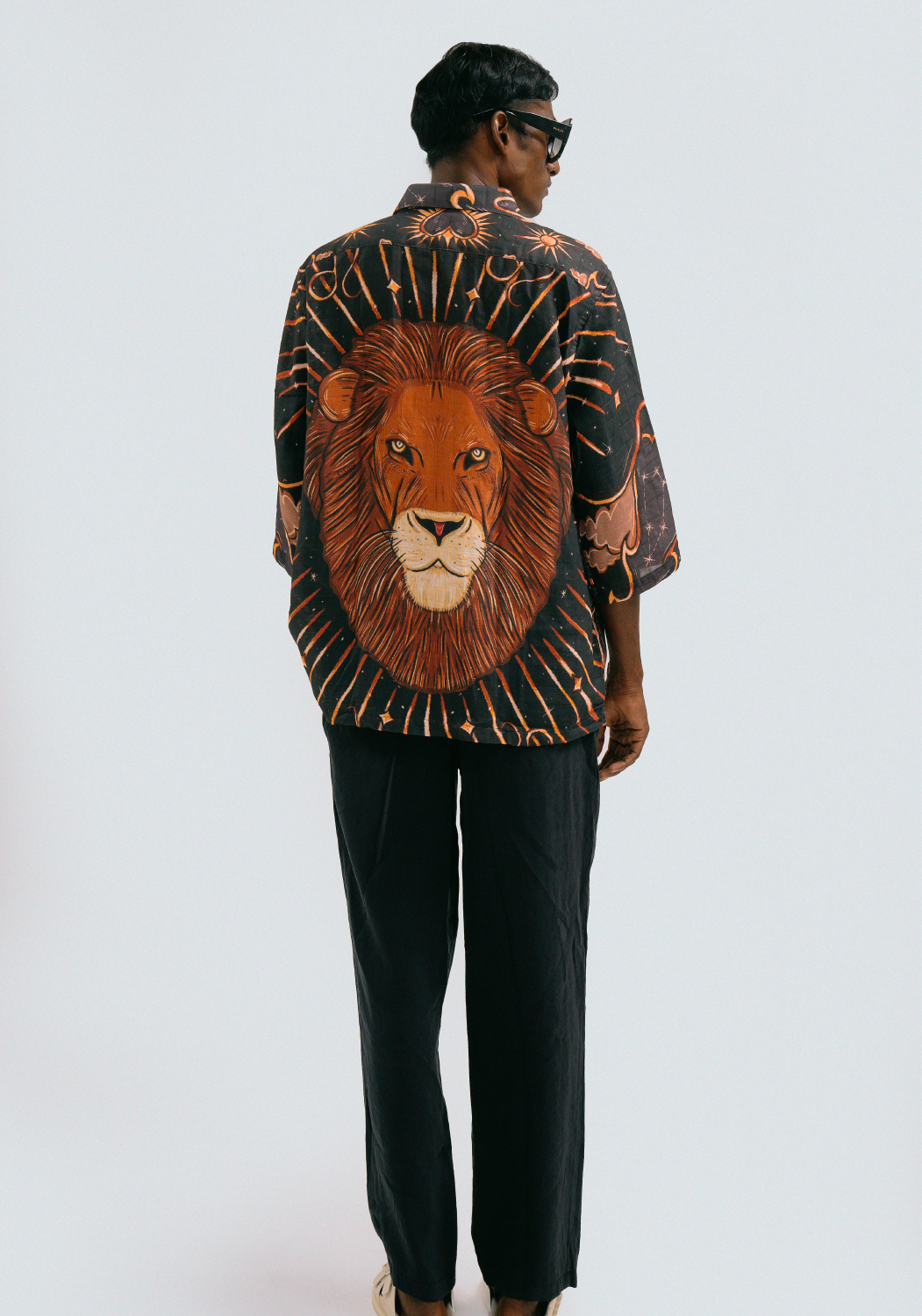 Leo Shirt - Unisex