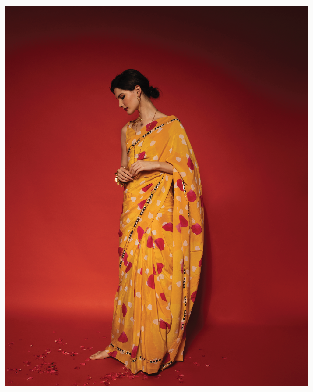 Manjal Saree